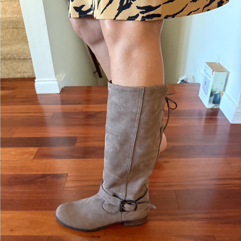 Barney’s New York Riding Style Boots - Picture 2 of 9